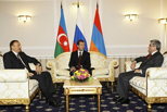 Дмитрий Медведев, Ильхам Алиев и Серж Саргсян обсудят проблему Нагорного Карабаха