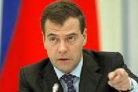 Дмитрий Медведев потребовал отменить «неподъемные» страховые взносы