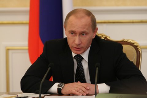 Путин: В состав антикризисной комиссии обязательно должны входить губернаторы