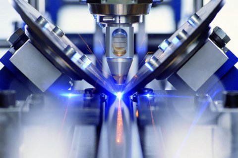 Инновационный лазер для резки металла запущен на УВЗ