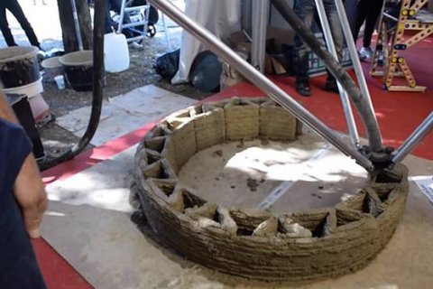 Итальянцы создали 3D-принтер для строительства домов из глины