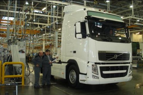 В Калуге возобновил работу завод по сборке грузовиков Volvo