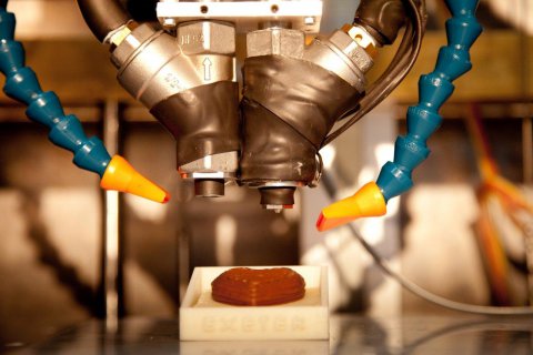 Самарскими учеными разработан 3D-принтер для печати изделий из шоколада