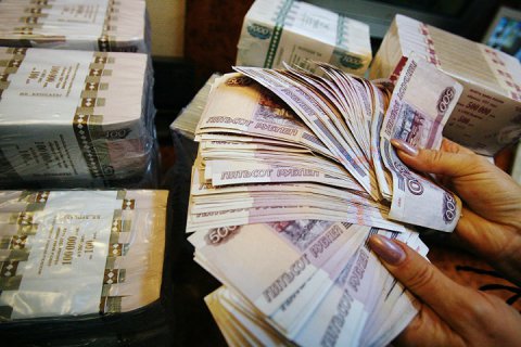 Правительство выделит дополнительно 200 миллиардов рублей для поддержки экономики России