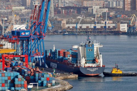 Для реализации проектов в Свободном порту Владивосток от инвесторов поступило заявок на сумму более 154 млрд рублей