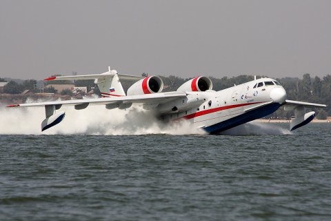 Самолету-амфибии Бе-200 украинский двигатель менять не будут