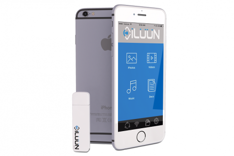 В компании iLuun разработали первую в мире беспроводную флешку для гаджетов от Apple.