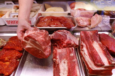 За 9 месяцев 2016 года рязанские животноводы поставили торговле 50 тысяч тонн мяса скота и птицы