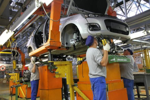 36,5 млн акций АвтоВАЗа выкупает совместное предприятие Ростеха и Renault-Nissan