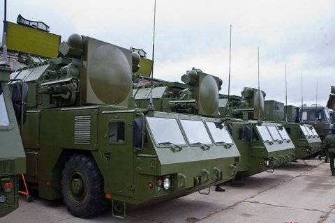 Концерн "Алмаз-Антей" поставил в ВС России два дивизионных комплекта ЗРК "Тор-М2"