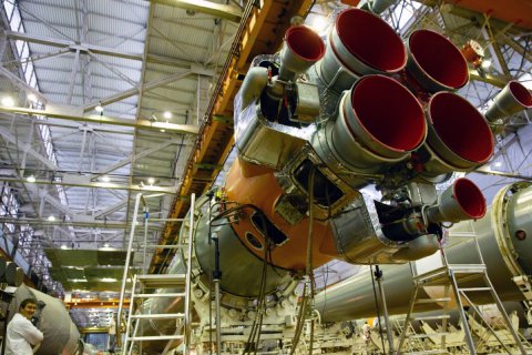 В ракетных двигателях производства "ВМЗ " подменяли комплектующие из драгметаллов "неликвидными компонентами".