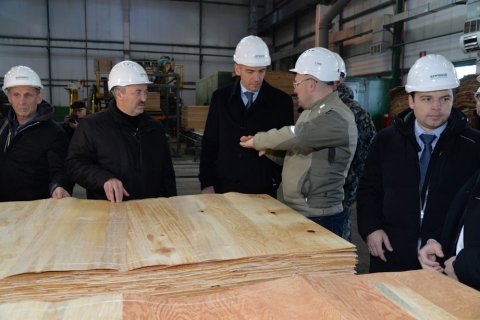 Виктор Евтухов встретился с руководителями лесопромышленных предприятий Пермского края