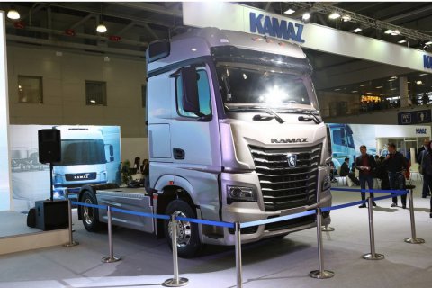 На выставке Comtrans 2017 официально представили новейший грузовик КАМАЗ-54901 с кабиной К5.