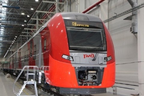 Первый десятивагонный скоростной электропоезд «Ласточка» ЭС2Г передан заводом «Уральские локомотивы» заказчику – РЖД