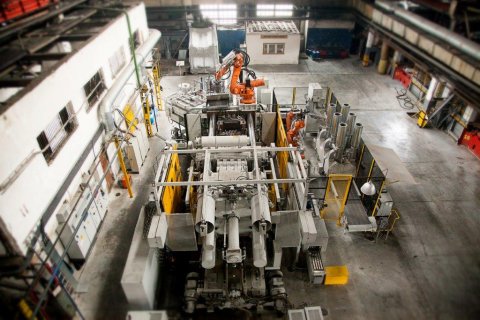 Литейный завод РосАЛит модернизировал технологию плавки и разливки металла