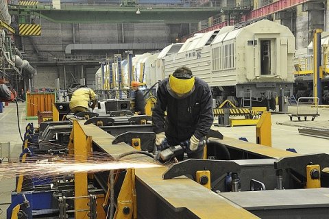 Более миллиарда рублей инвестировали в обновление оборудования на Брянском машзаводе