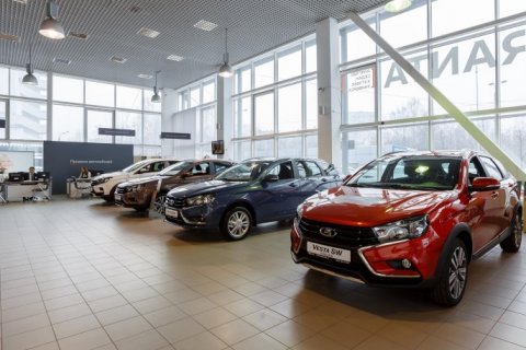 С 1 августа АвтоВАЗ меняет цены на все модели LADA