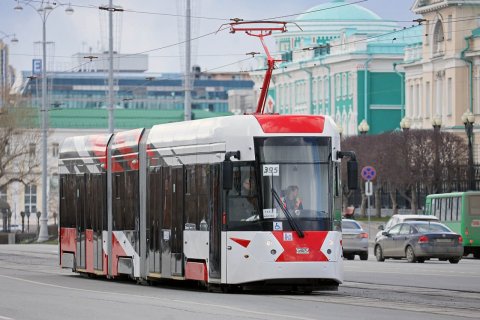 Полностью низкопольный трамвай «Уралтрансмаша» вышел на линии Екатеринбурга