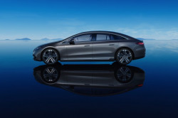 Mercedes-Benz представил электрического соперника BMW i7- Mercedes EQS(ВИДЕО) 3