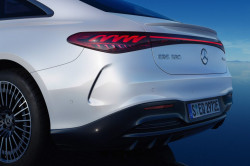 Mercedes-Benz представил электрического соперника BMW i7- Mercedes EQS(ВИДЕО) 13