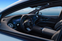 Mercedes-Benz представил электрического соперника BMW i7- Mercedes EQS(ВИДЕО) 18