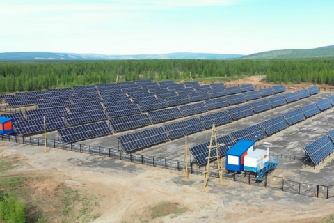 Крупнейшую солнечную станцию в Заполярье ввели в арктическом районе Якутии
