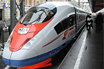 Поезд Москва-Екатеринбург; время в пути – 5 часов
