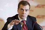 При Медведеве повышать пенсионный возраст в России не будут