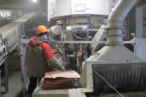 На Красноярском цементном заводе модернизировали оборудование упаковочного комплекса