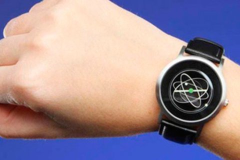 В Новосибирске физики создали атомные часы размером в спичечный коробок