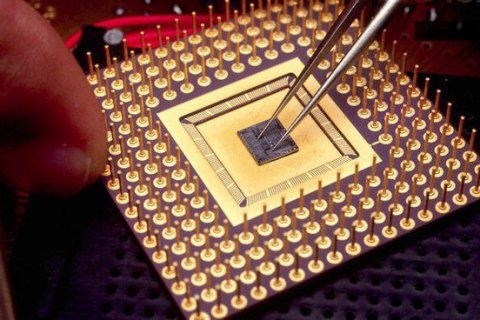В США представлен первый масштабируемый процессорный чип
