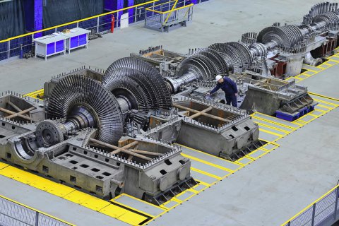 Уральский турбинный завод выпустил крупнейшую в мире теплофикационную турбину нового поколения
