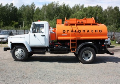 Автотопливозаправщик (бензовоз) на шасси ГАЗ 3309