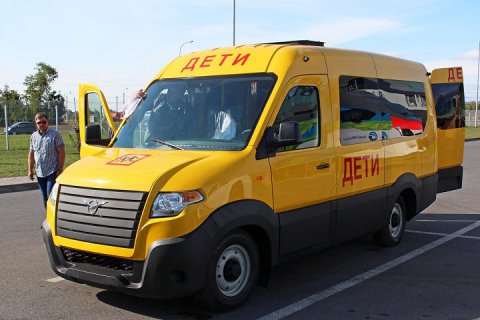 УАЗ собрал свой первый микроавтобус