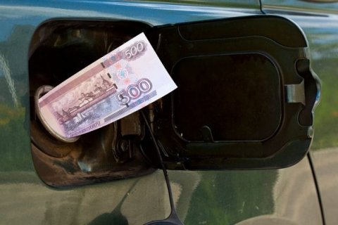 Правительство не допустит роста цен на бензин до 100 рублей