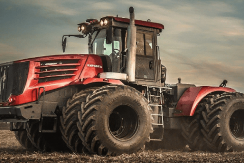 Петербургский тракторный завод начал официальные поставки серийных тракторов «Кировец» в Канаду