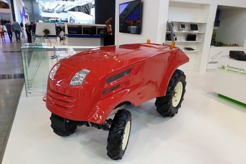 НПО автоматики представило прототип инновационного беспилотного трактора