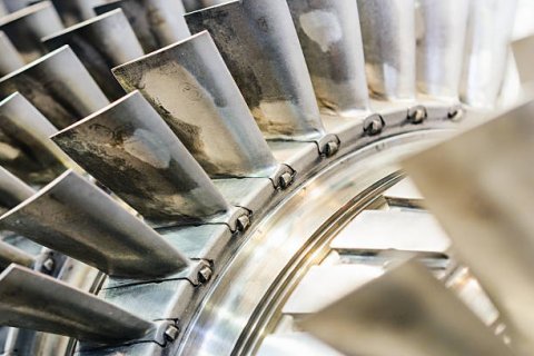 Специалисты ЦИАМ решают задачи прочности лопаток турбин