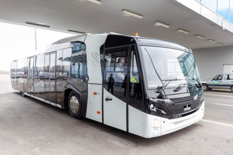 МАЗ представил новейший перронный автобус
