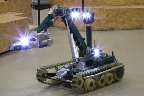Резидент ОЭЗ «Технополис «Москва» поставил роботов-саперов для силовых структур