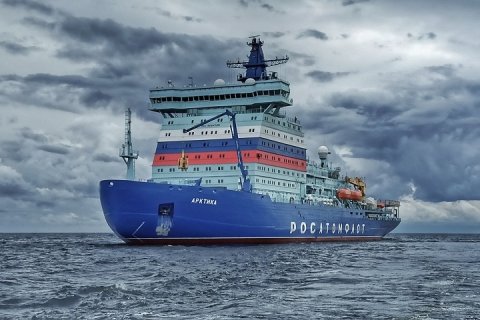 Эксперты ВАО АЭС провели предпусковые партнерские проверки универсальных атомных ледоколов «Сибирь» и «Арктика»
