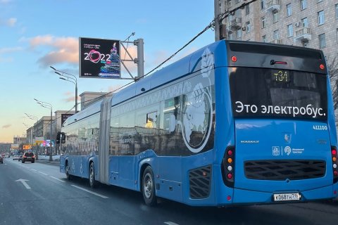 Сочленённый электробус КАМАЗ продолжает тестирование в Москве
