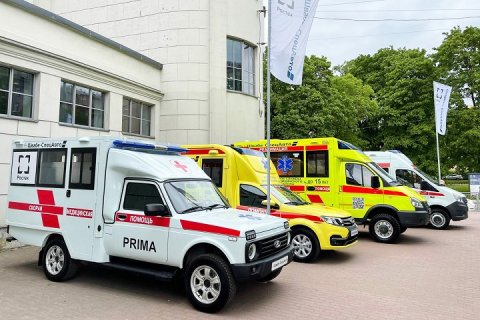 «Швабе» презентовала машины скорой помощи на базе шасси УАЗ, ГАЗ и LADA