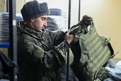 Концерн "Калашников" назначен главным предприятием - координатором поставок боевой экипировки в российскую армию