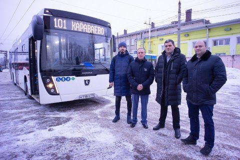 КАМАЗ передал в Калугу газомоторный автобус НЕФАЗ-5299-40-57 для тестовой эксплуатации