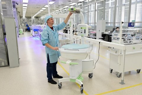 Предприятие холдинга «Швабе» модернизировало медоборудование для выхаживания новорожденных