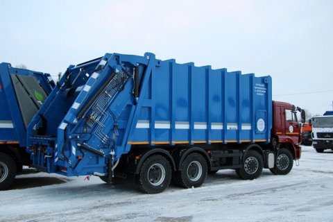 Ряжский авторемонтный завод выпустил новую модель транспортного мусоровоза