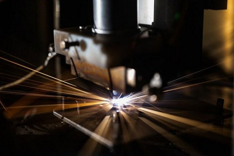 Исследователи разработали метод повышения прочности металла в 1,5 раза с использованием лазерной технологии