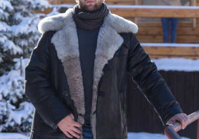 Тулуп из натуральной овчины с длинным волосом