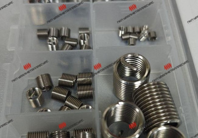 Футорка (резьбовая вставка)